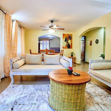 Diani Beach Gold Apartments Exterior photo
